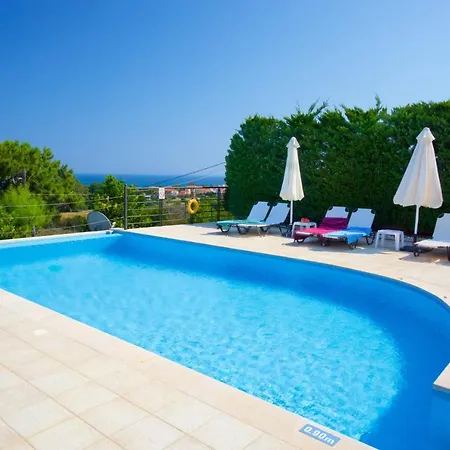 וילה Skala Sleeps 6 Pool Wifi *